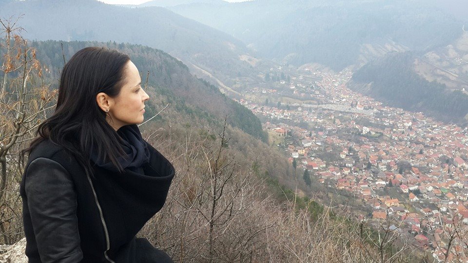 Vedeta are acum mai multa grija de ea si isi petrece foarte mult timp in natura