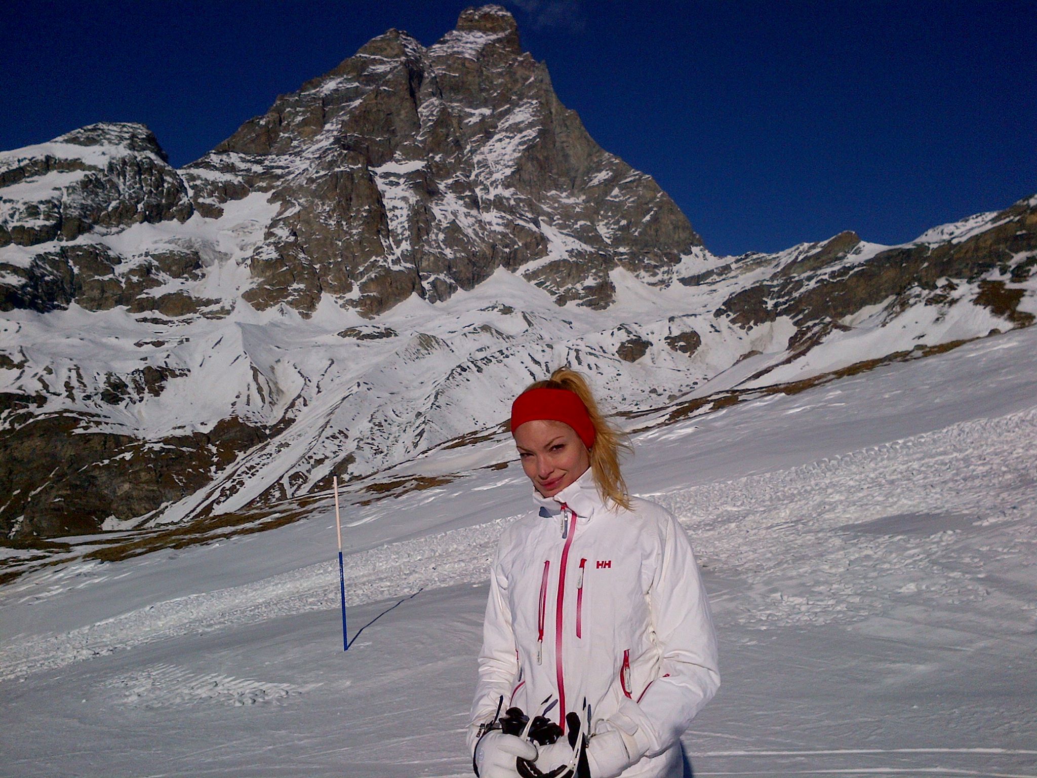 In decembrie anul trecut, Valentina s-a accidentat in timp ce se afla la ski in Italia foto: Facebook