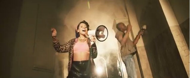 Nicole Cherry a filmat in Palatul Ghica, despre care se spune ca e bantuit foto: youtube.com