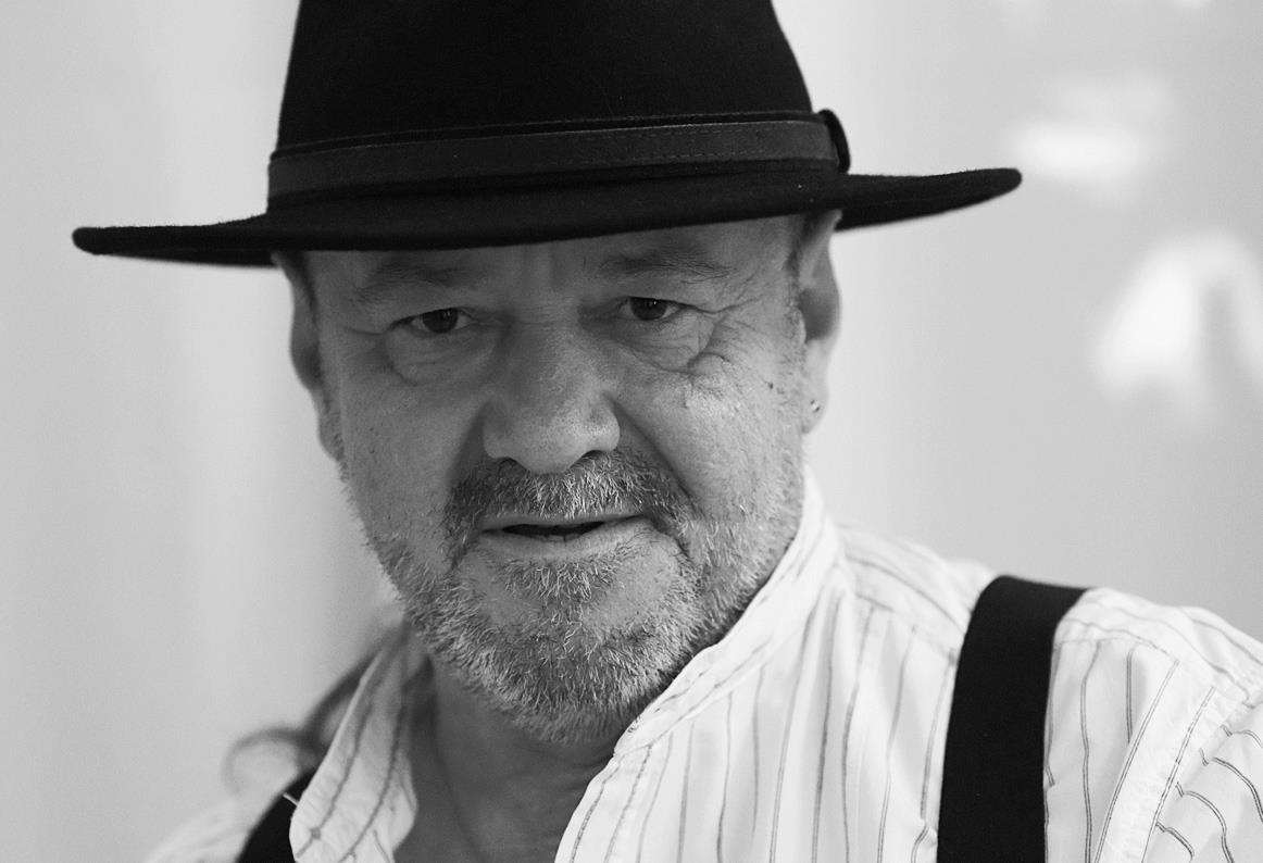 Artistul a fost surprins sa fie criticat dupa un concert in Timisoara