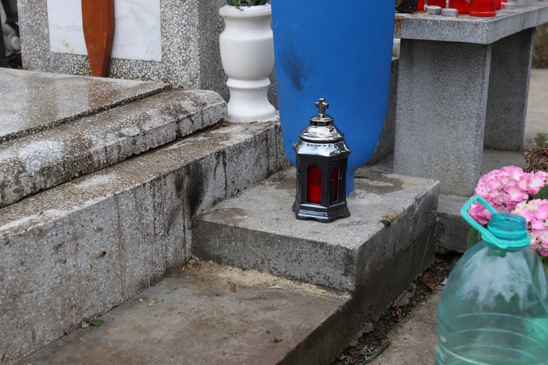 La capataiul pilotului sunt mereu lumanari aprinse