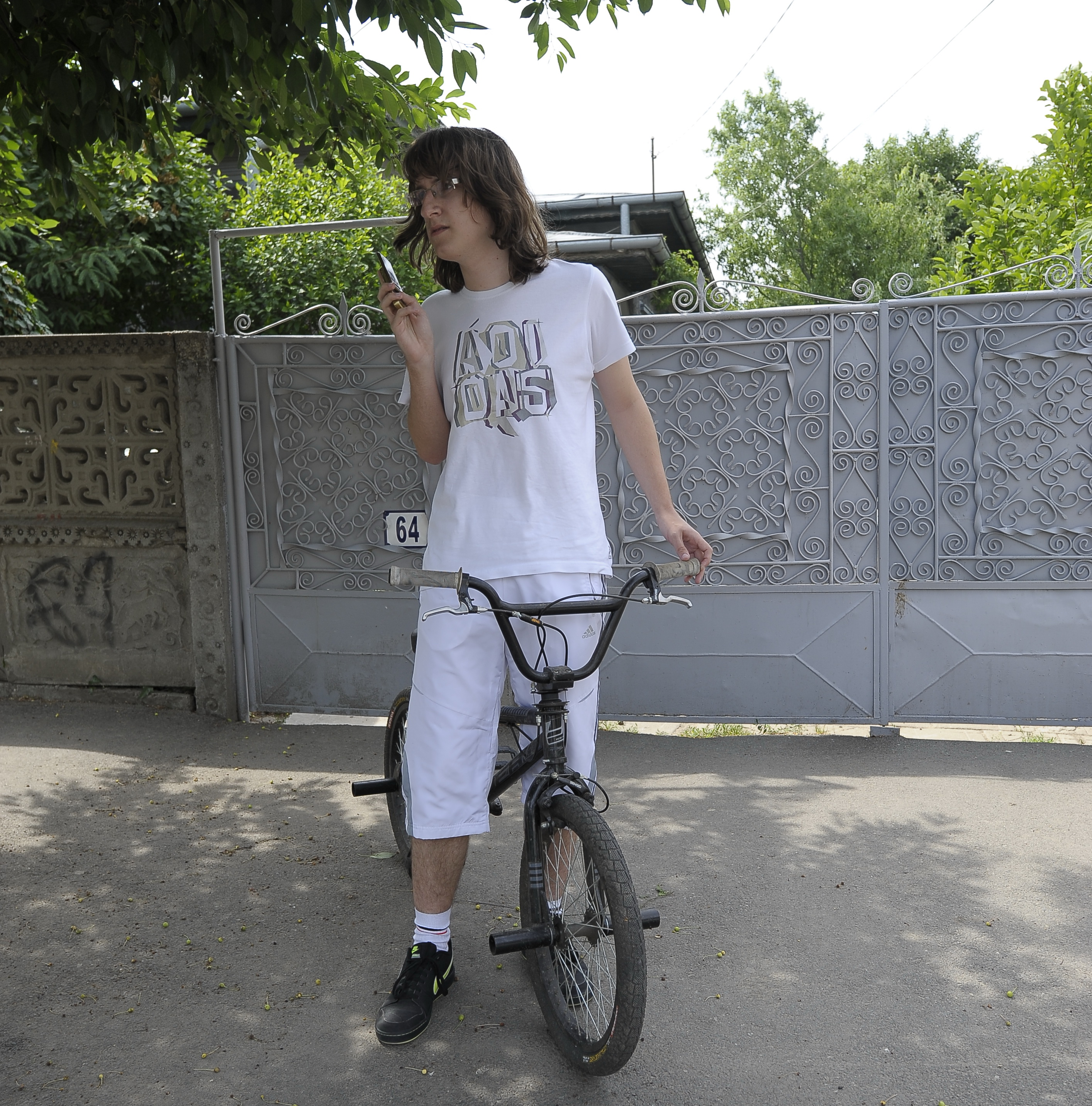 Cristi nu vrea sa-si faca inca o iubita