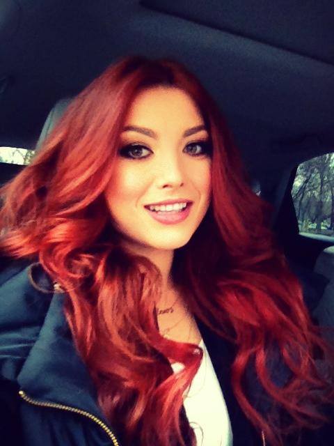 Fanii Elenei au fost incantati de aceasta traditie