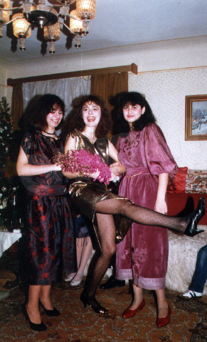 Dana era sufletul petrecerii inca din adolescenta