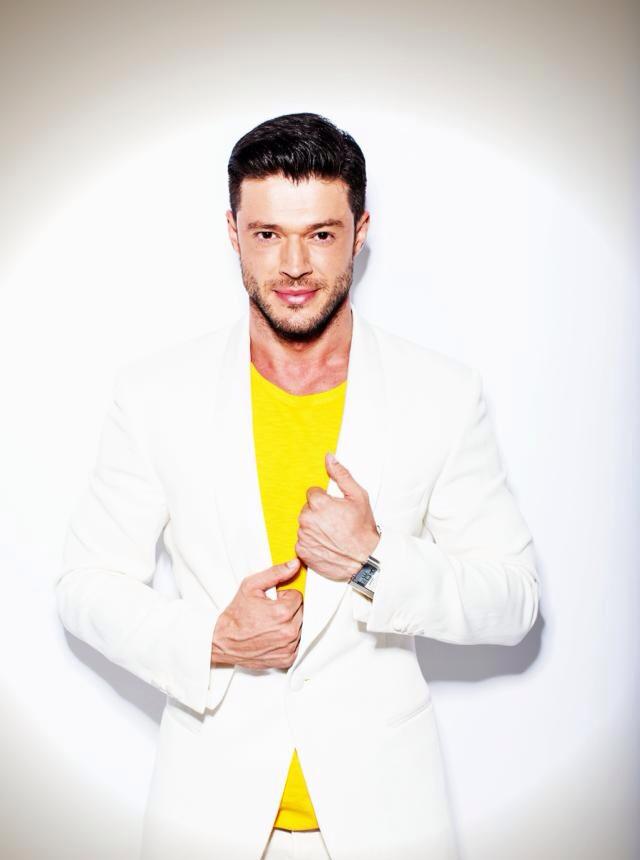 Victor spune ca mai tine legatura cu Bianca