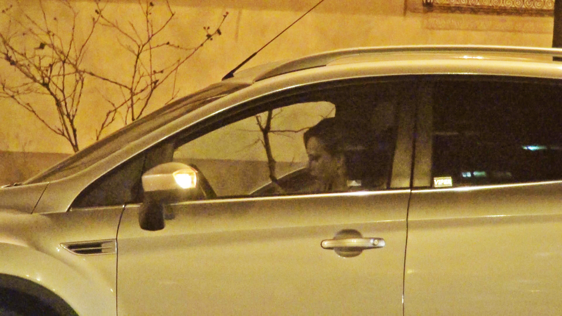 Iulia a stat 30 de minute in masina, iar la un moment dat a inceput sa scrie mesaje pe telefonul mobil