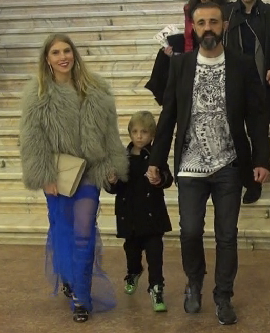 Corina a venit la spectacolul lui Smiley alaturi de baiatul sau, Robin si de sotul ei, Nelu