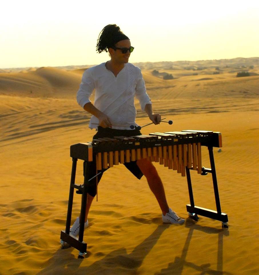 Naguale canta mai mult in afara Romaniei foto: Facebook