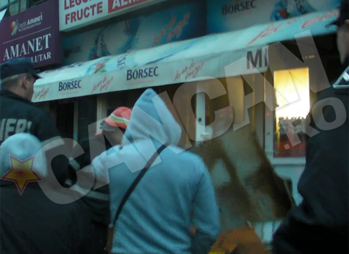 Incendiul a pornit de la un magazin alimentar