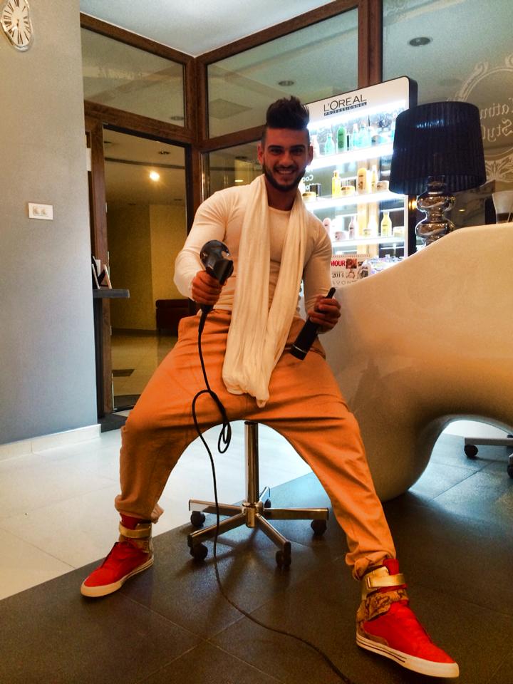 Dorian Popa a pus umarul la treaba pentru a pune pe picoare salonul