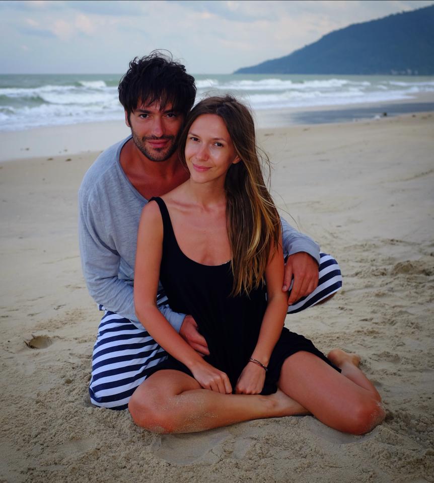 Adela si Radu sarbatoresc Sfantul Valentin la Alba Iulia foto: Facebook