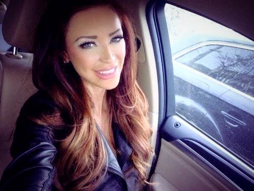 Bianca le-a spus fanilor ca incearca sa se refaca