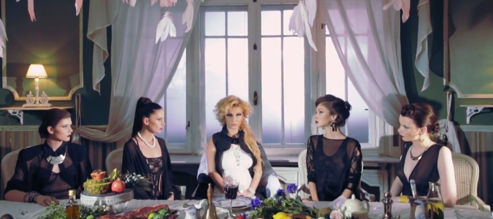 Raisa spune ca a fost foarte obositor la filmari