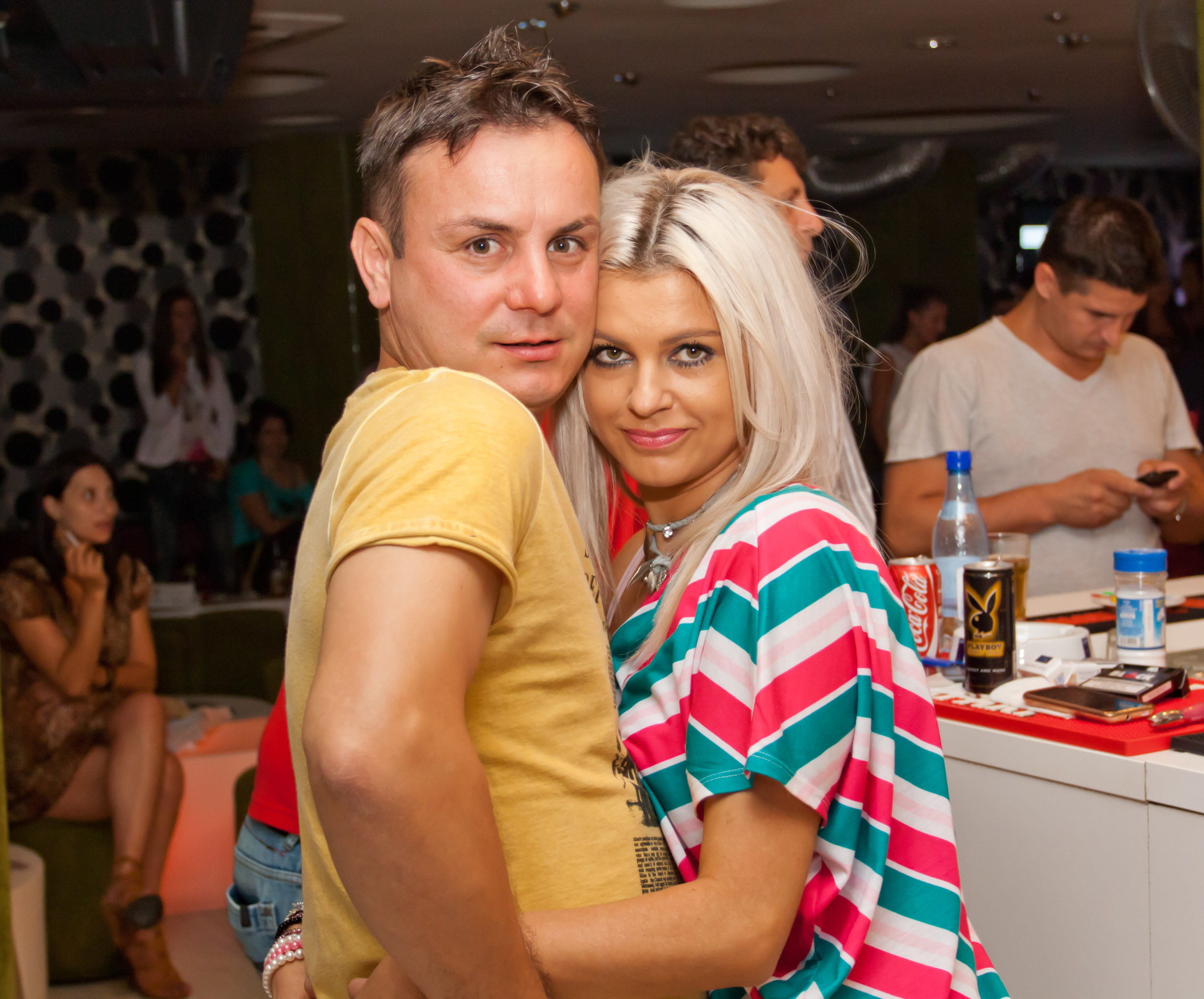 Cosmin s-a mutat la Valcea si s-a casatorit cu Alina