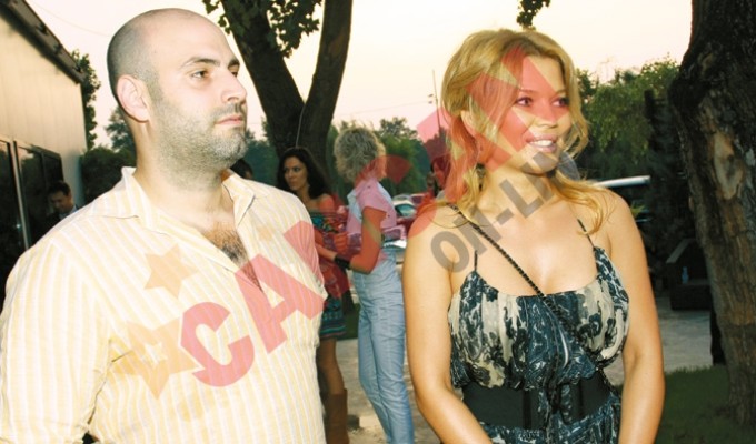 Nicola si Gina s-au despartit in 2012, dupa o relatie de cinci ani