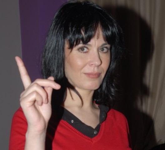 Moculeasca vrea sa isi pastreze job-ul la bar