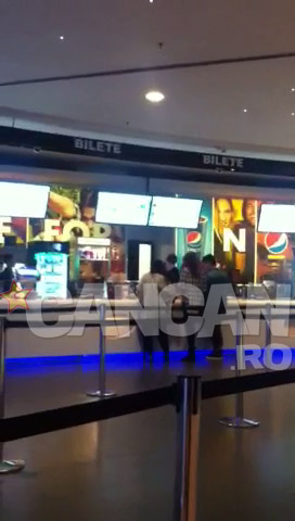 Memelusa a fost insotita si de Diana Guresoaie