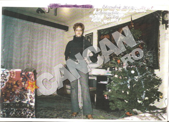 Cand a murit, Madalina se afla in lift cu sora ei geamana