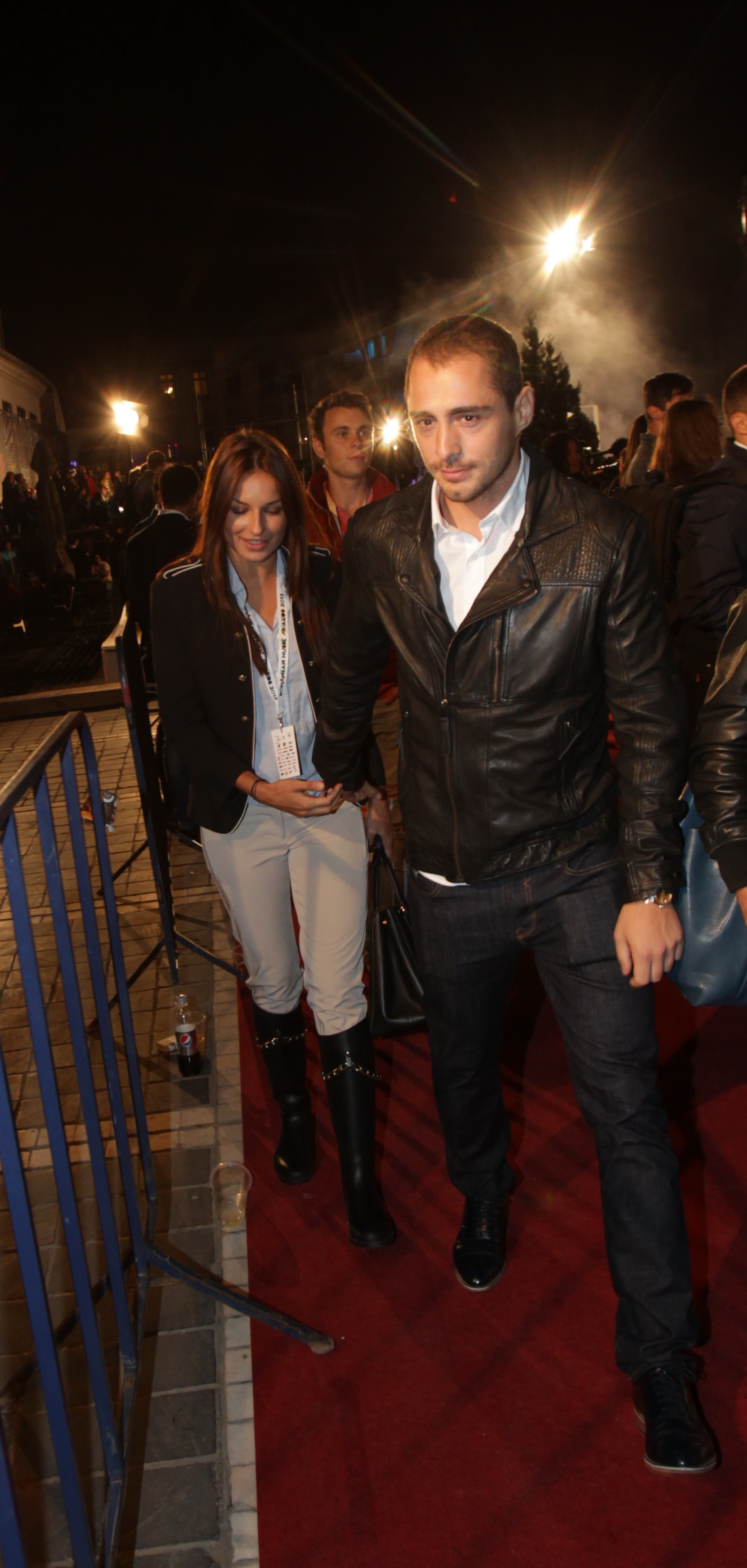 Vladimir a mers cu noua lui partenera la o importanta gala de decernare a premiilor muzicale