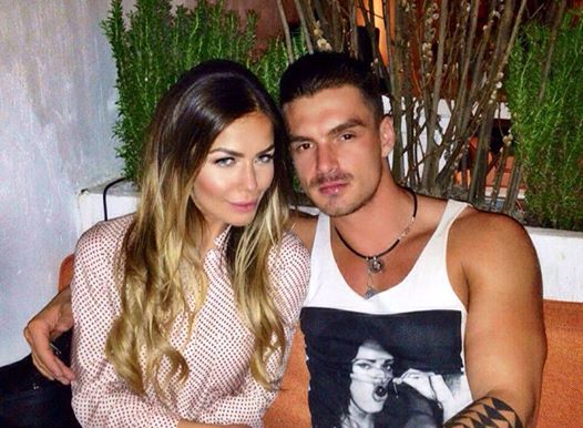 Bogdan Vladau s-a pozat in ipostaze foarte apropiate cu Tania foto: Facebook