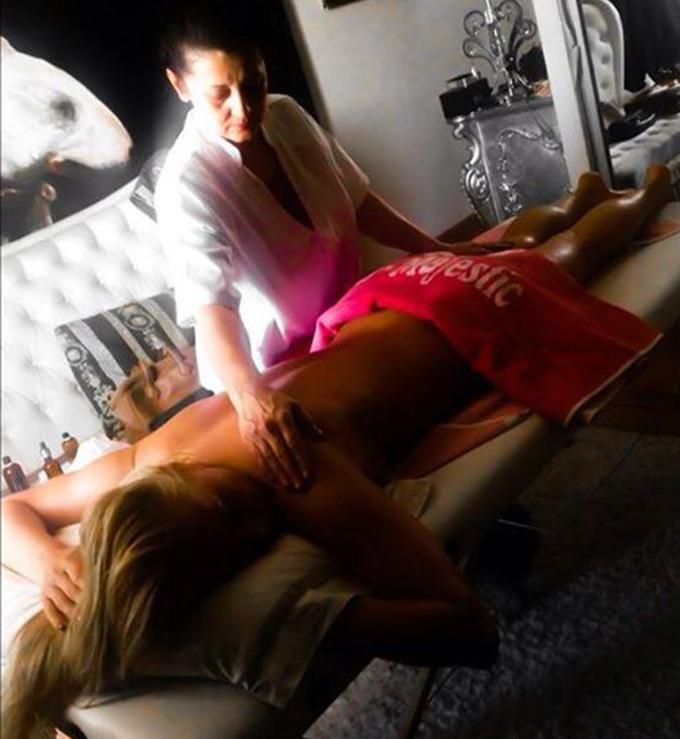 Vica a fost joi la un salon de masaj din Ghencea