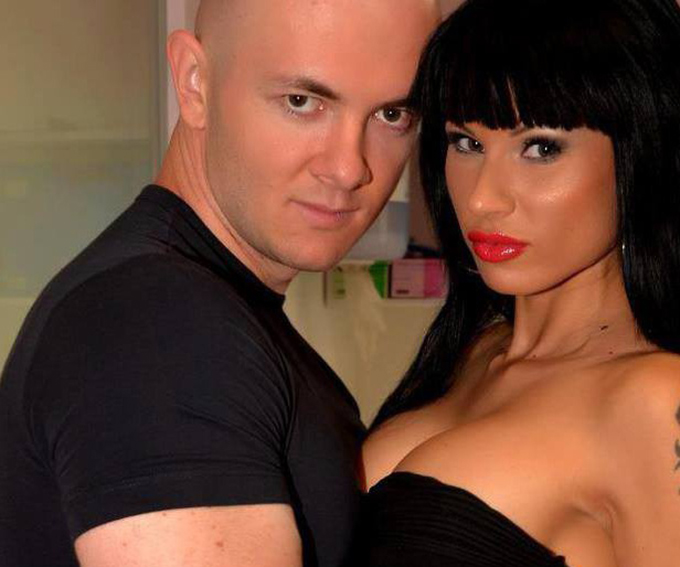 Roxana Marinescu, alaturi de sotul ei - medicul Victor Schwartz