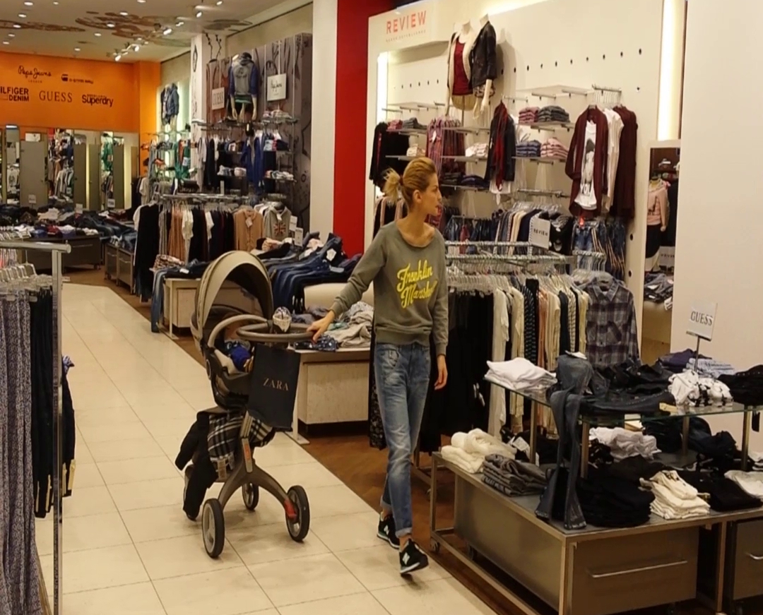 Diana Munteanu si Oana Mares - 8