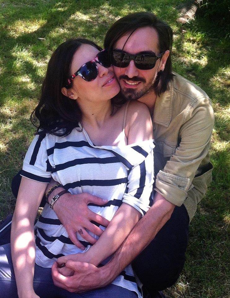 Si in perioada sarcinii, Cristina s-a bucurat din plin de sprijinul sotului ei, Gabriel foto: Facebook