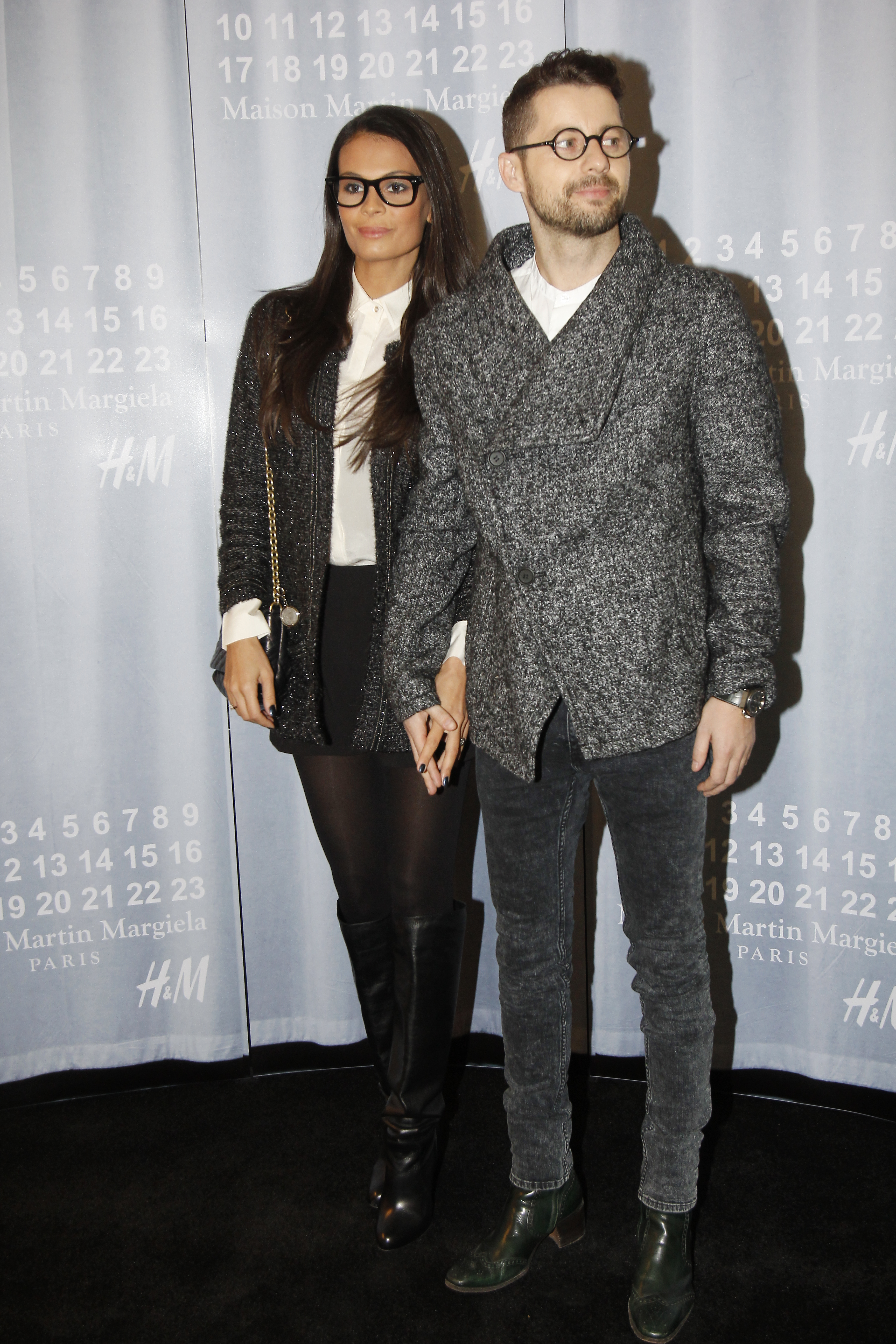 Anca si Adi au venit imbracati aproape identic la un eveniment monden si au atras toate privirile