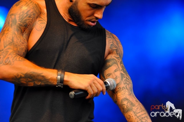 Velea si-a tatuat pe antebrat chipul lui Smiley foto: Party Oradea