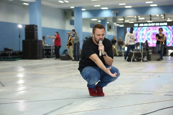 Fanii lui Horia Brenciu au fost impresionati de imaginea cu el si Laura Stoica