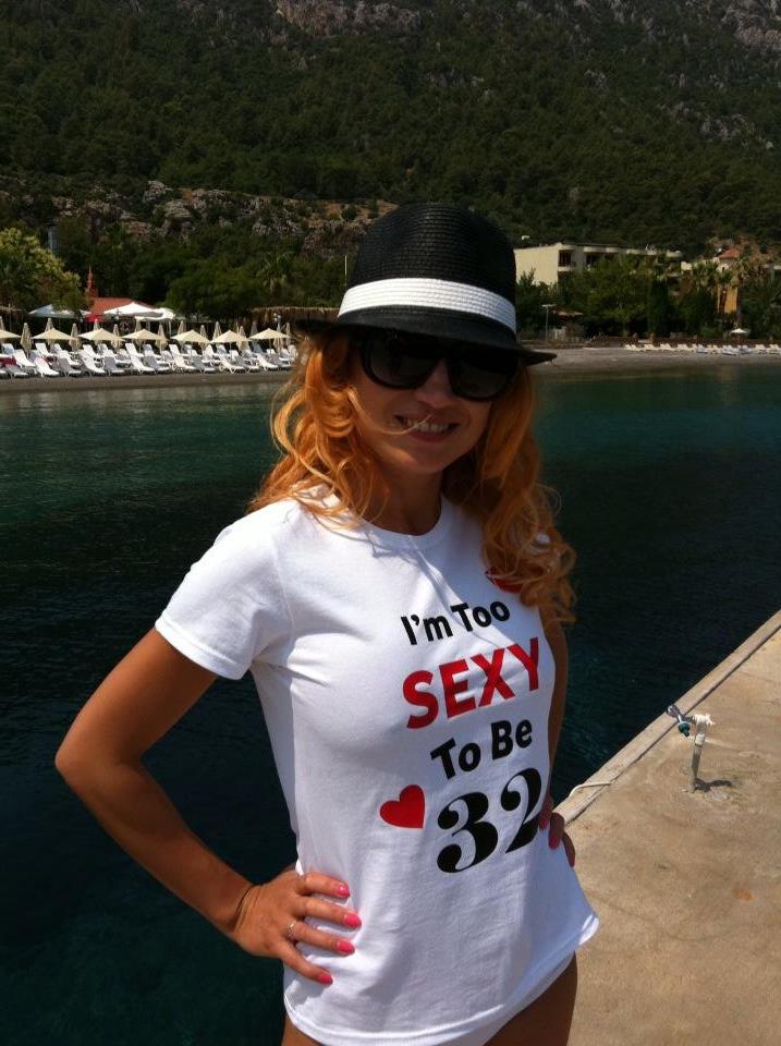 Frumoasa blonda spune ca este atrasa de inteligenta lui Iri