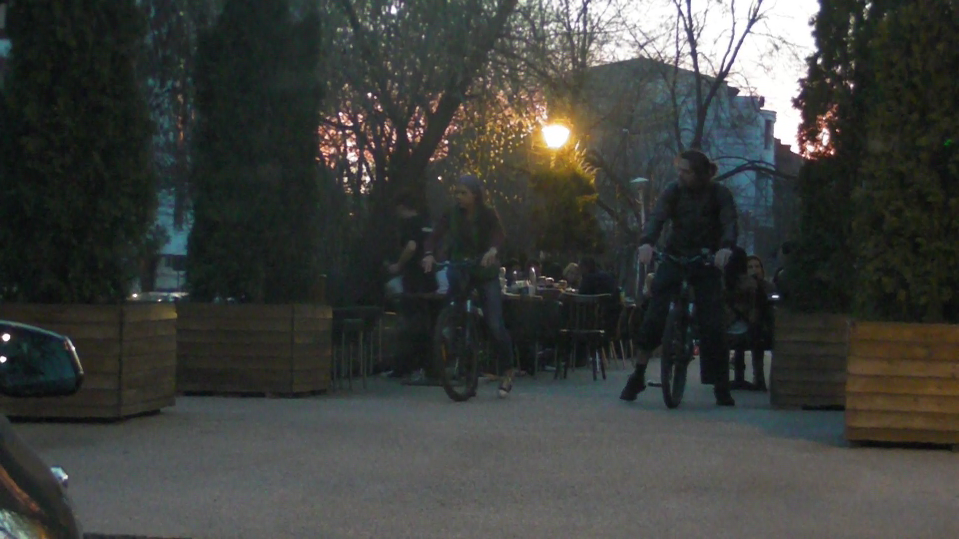 pleaca impreuna spre casa