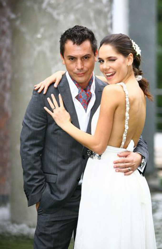 Irina si Razvan Fodor in ziua nuntii sursa: PRO TV