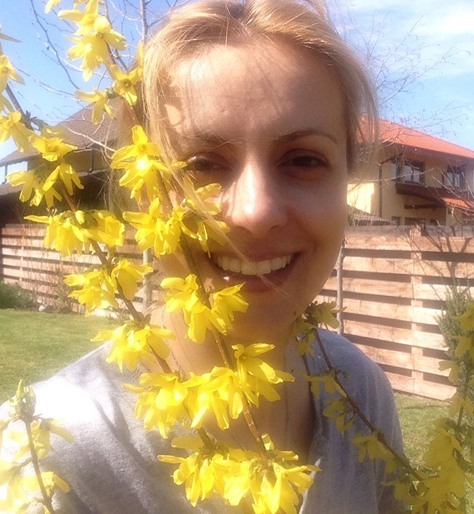 Asa arata Simona Gherghe fara pic de machiaj