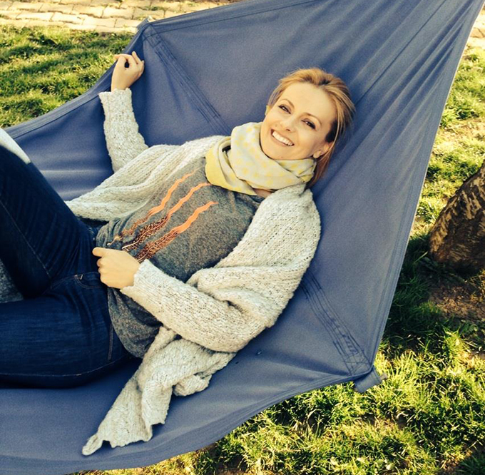 Simona si-a petrecut weekend-ul la iarba verde