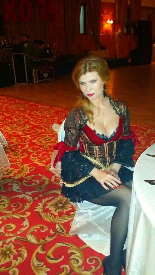 Cantareata are un corp de invidiat