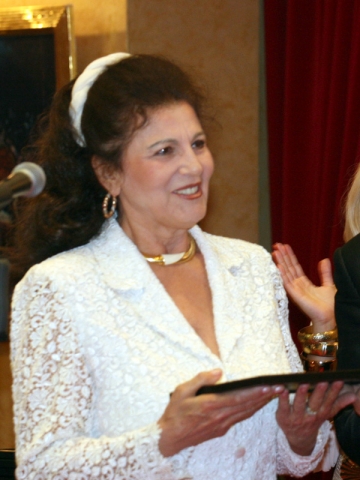 Acesta este unul dintre costumele preferate ale Irinei Loghin