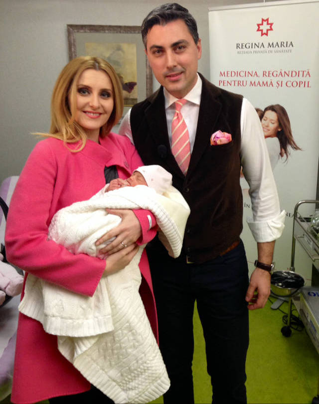 Alina Sorescu si Alexandru Ciucu ii fac micutei lor toate poftele