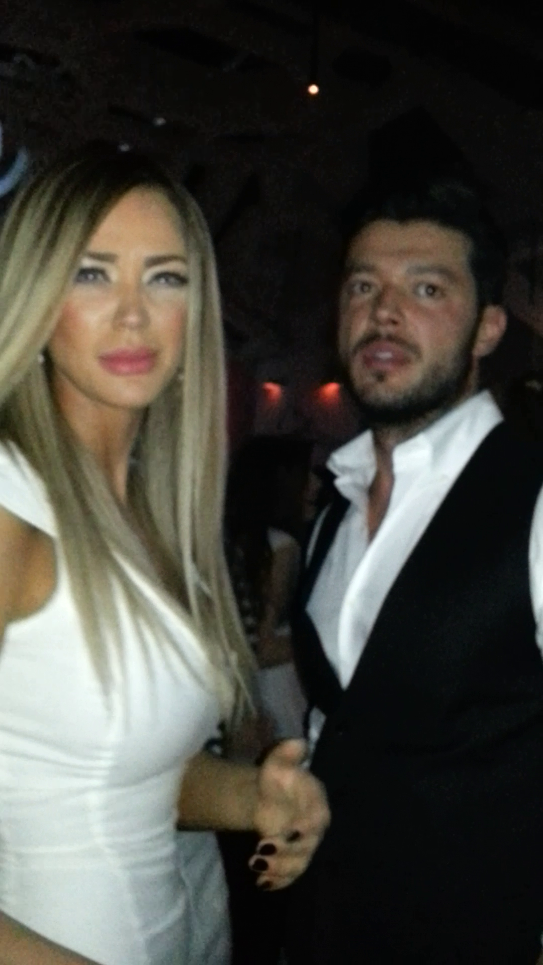 Bianca si Victor au dansat impreuna toata seara, la ziua Biancai