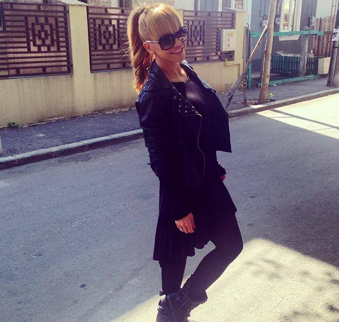 Anda s-a facut din nou blonda