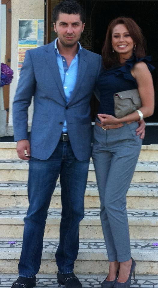 Iubita lui Ivanof seamana aproape izbitor cu sotia fratelui sau, Simona Patruleasa