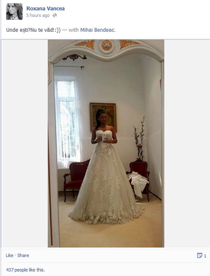 Roxana s-a imbracat in rochie de mireasa si i-a facut iubitului ei o farsa de zile mari