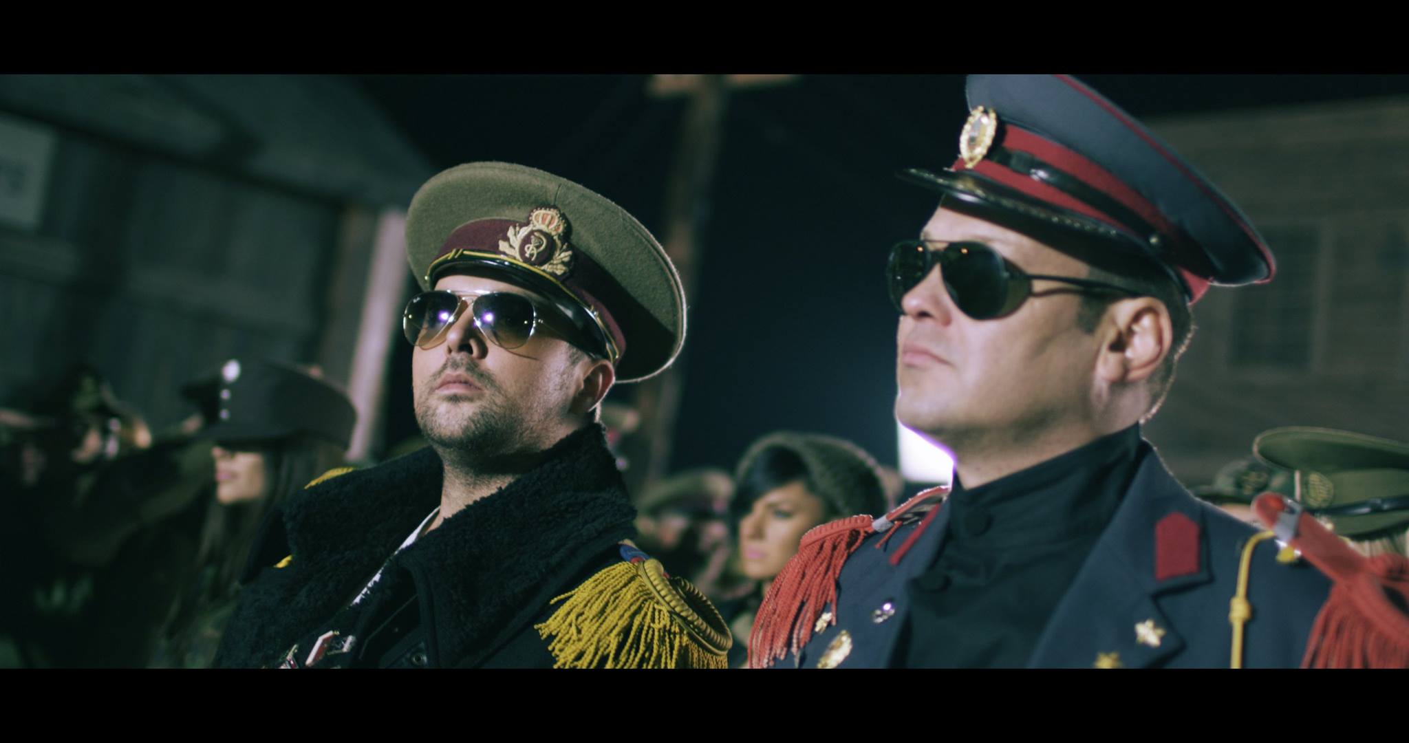 Tudor si Dan de la Fly Project au intrat in pielea unor generali de razboi foto: Facebook