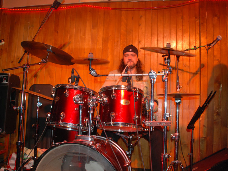 Cristi Iorga merge de cateva ori pe saptamana la mormantul fiului sau