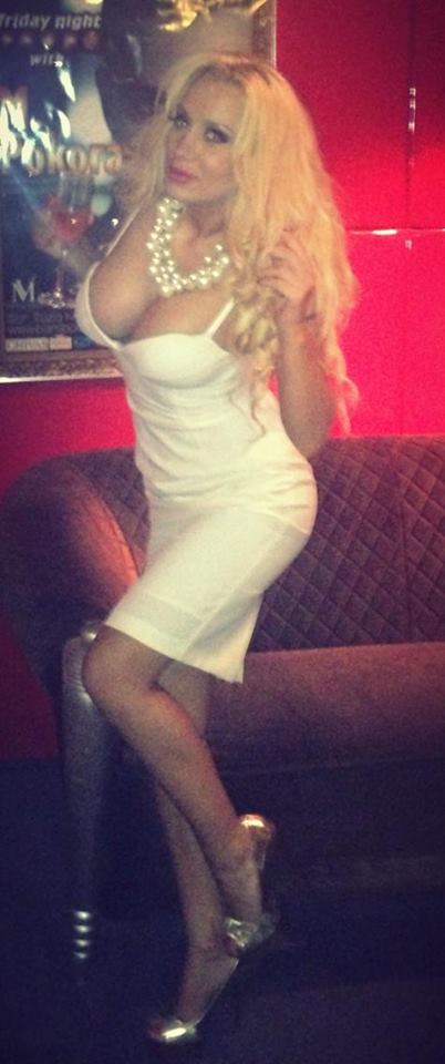 Simona a iesit de cateva ori in club, de la inceputul anului, insa a tratat toti pretendentii cu flit