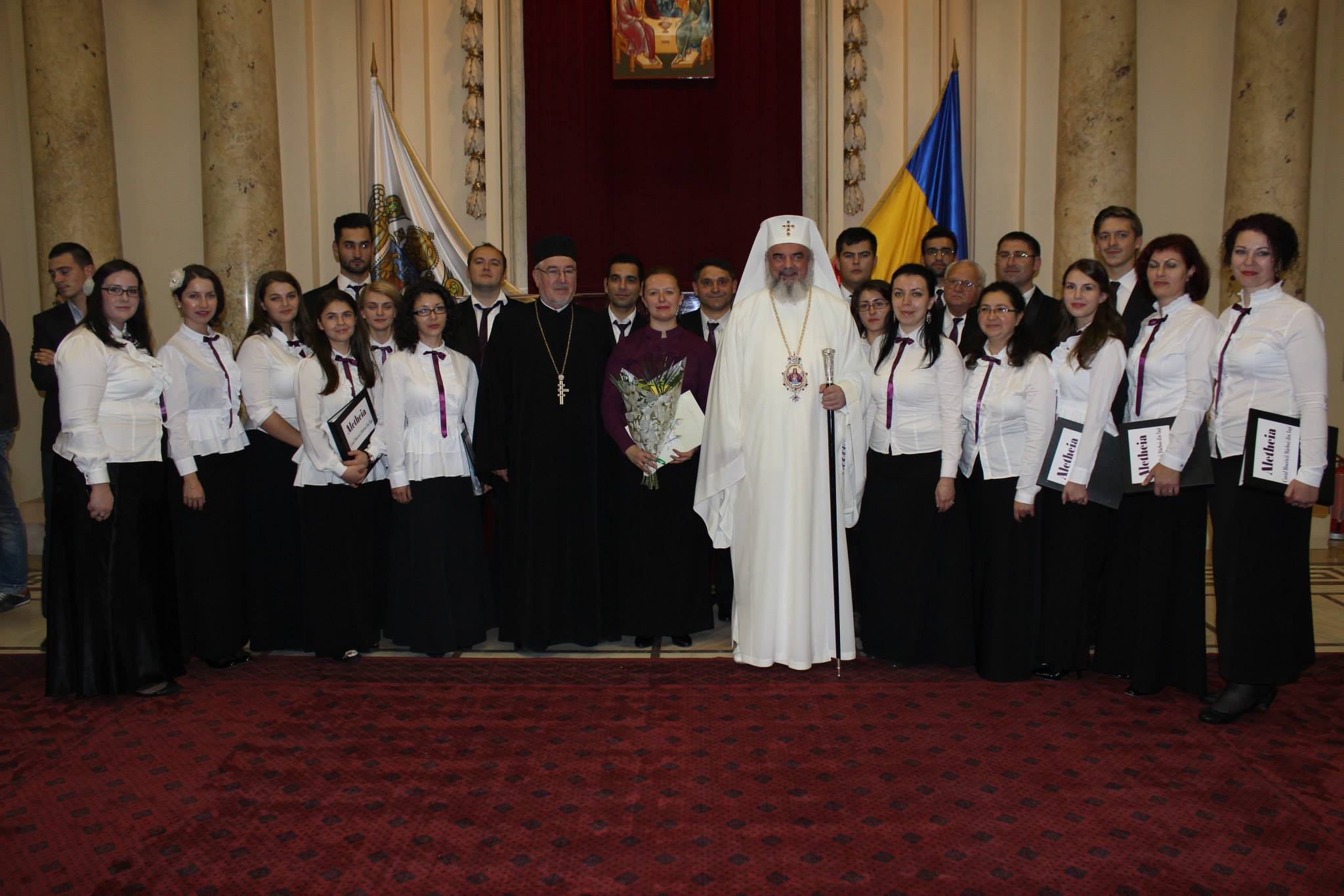 In timpul liber Florin canta ca tenor intr-un cor din o biserica