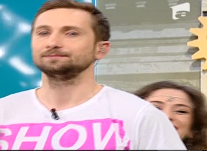 Dani a sarit imediat in fata fetei, pentru ca aceasta sa reuseasca sa se acopere