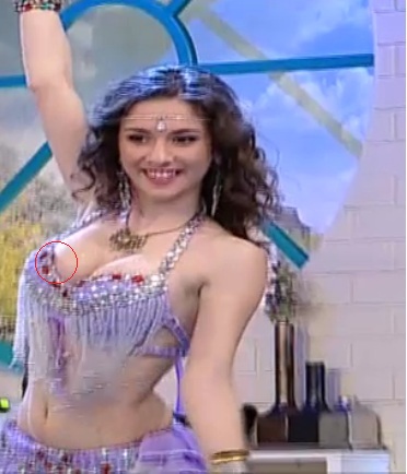 Tanara a facut o demonstratie de belly dance, in platoul emisunii