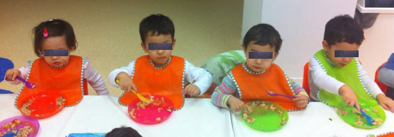 Nicoleta si sotul ei au mers, vara trecuta, in vacanta insotiti de 3 bone